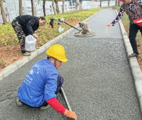 中山河道整治項目【夜光石+透水混凝土】路面施工！